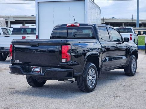 Used 2024 Chevrolet Colorado LT w/ LT Convenience Package II RWD image 7