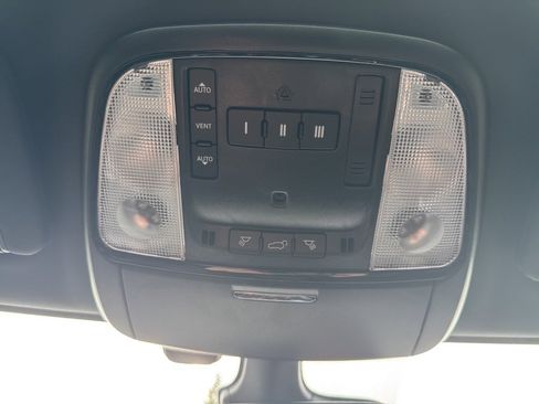 Used 2025 Dodge Durango R/T image 21