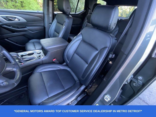 Used 2023 Chevrolet Traverse LT w/ Midnight/Sport Edition AWD/4WD image 19