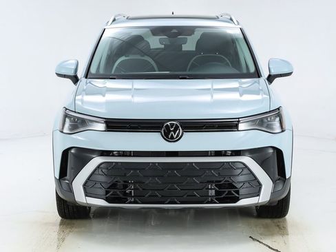 New 2026 Volkswagen Taos SE FWD image 16