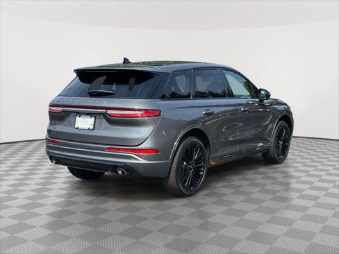 Used 2023 Lincoln Corsair AWD w/ Equipment Group 101A image 7