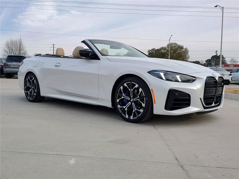 New 2026 BMW M440i Convertible w/ Premium Package image 6