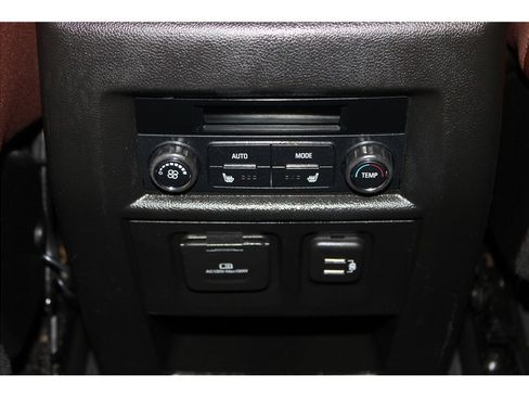 Used 2019 Chevrolet Traverse High Country w/ LPO, Floor Liner Package image 17