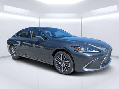 Used 2025 Lexus ES 350 w/ Premium Package