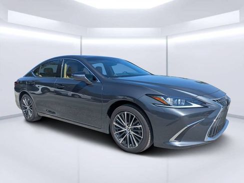 Used 2025 Lexus ES 350 w/ Premium Package FWD image 1