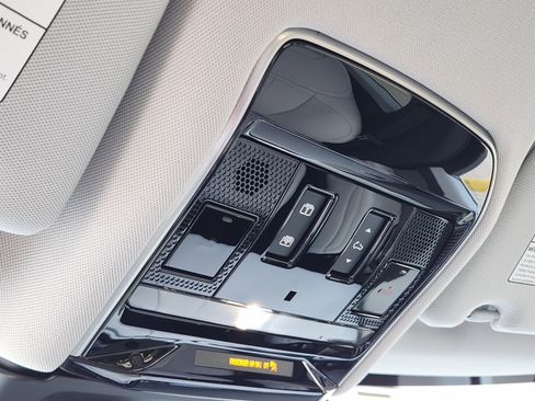 Certified 2024 Land Rover Range Rover Sport SE image 27