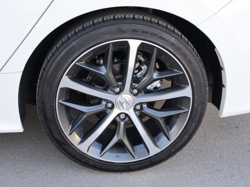 Used 2024 Honda Civic Touring image 41