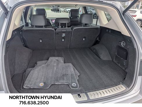 Used 2025 Genesis GV80 2.5T Standard AWD/4WD image 39