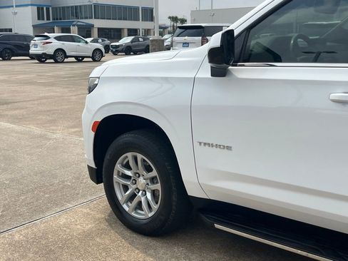 Used 2022 Chevrolet Tahoe LS w/ Driver Alert Package RWD image 17