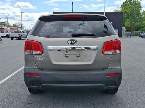 Used 2011 Kia Sorento EX w/ Limited Pkg AWD/4WD image 6