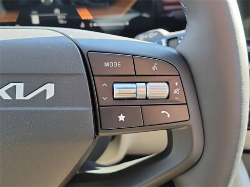 New 2026 Kia Sportage EX image 28