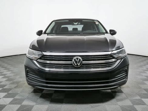 Used 2024 Volkswagen Jetta SE w/ Panoramic Sunroof Package FWD image 37