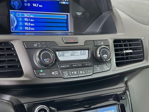 Used 2017 Honda Odyssey EX-L image 22