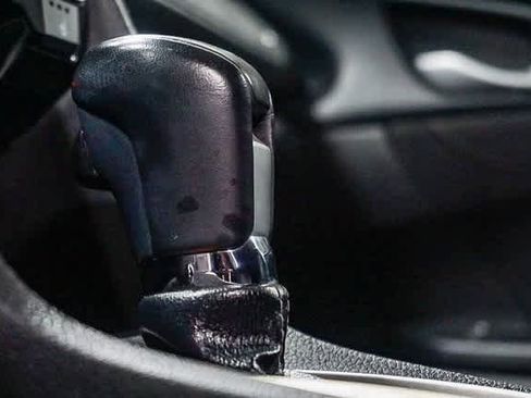 Used 2020 Honda Civic EX image 20