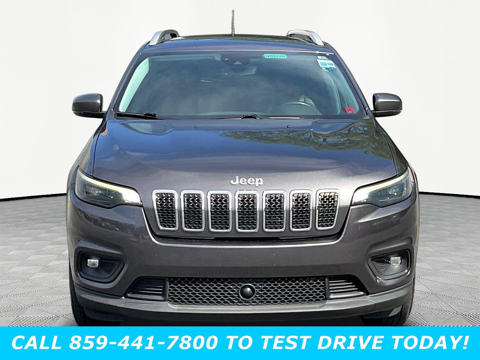 Used 2021 Jeep Cherokee Latitude Lux w/ Comfort/Convenience Group AWD/4WD image 2