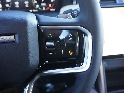 Used 2024 Land Rover Discovery Sport S image 53