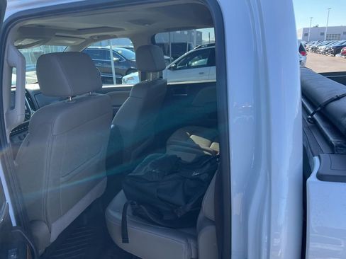 Used 2018 GMC Sierra 1500 SLT image 16