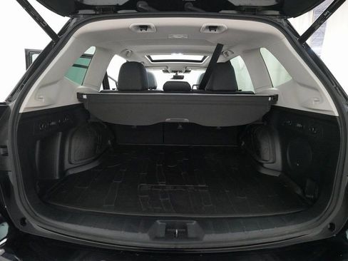 Used 2023 Subaru Forester Touring image 10