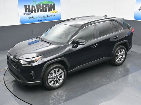 Used 2025 Toyota RAV4 XLE Premium FWD image 25