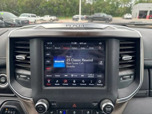 Used 2021 RAM 1500 Laramie AWD/4WD image 20