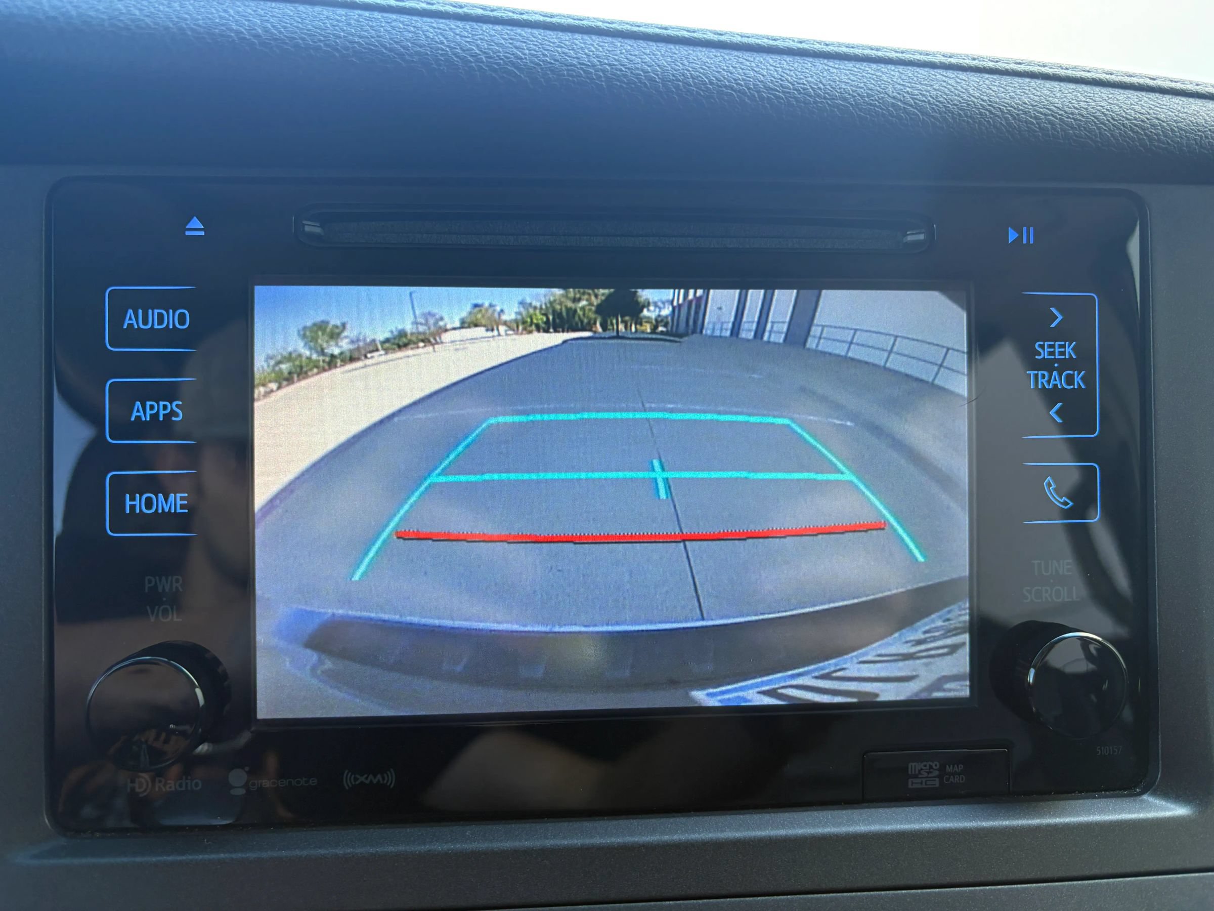 Used 2017 Toyota Sienna SE Premium FWD image 36
