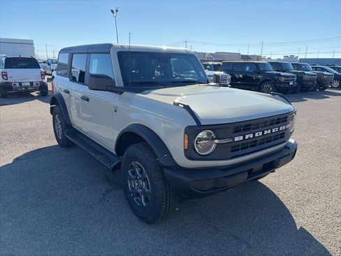 New 2025 Ford Bronco Big Bend image 8