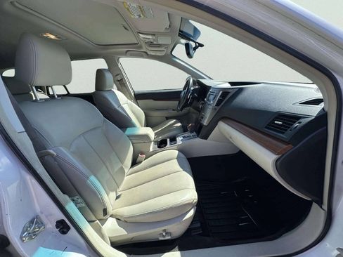 Used 2013 Subaru Outback 2.5i Limited AWD/4WD image 23
