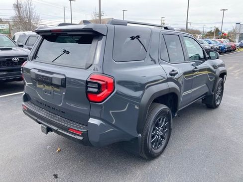 Certified 2025 Toyota 4Runner SR5 image 10