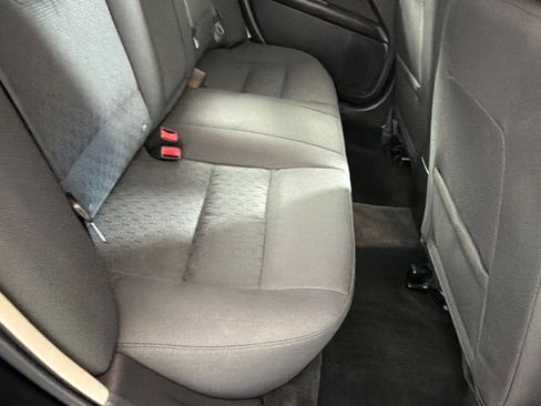 Used 2011 Ford Fusion SE w/ 202A Rapid Spec Order Code FWD image 21