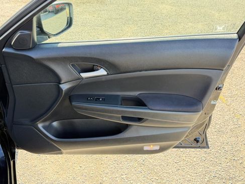 Used 2011 Honda Accord SE image 41