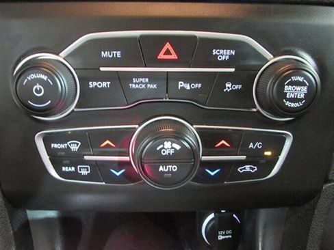 Used 2022 Dodge Charger GT image 28