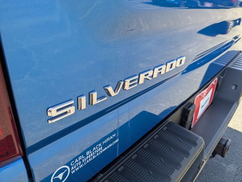 Used 2022 Chevrolet Silverado 1500 ZR2 w/ Technology Package image 31