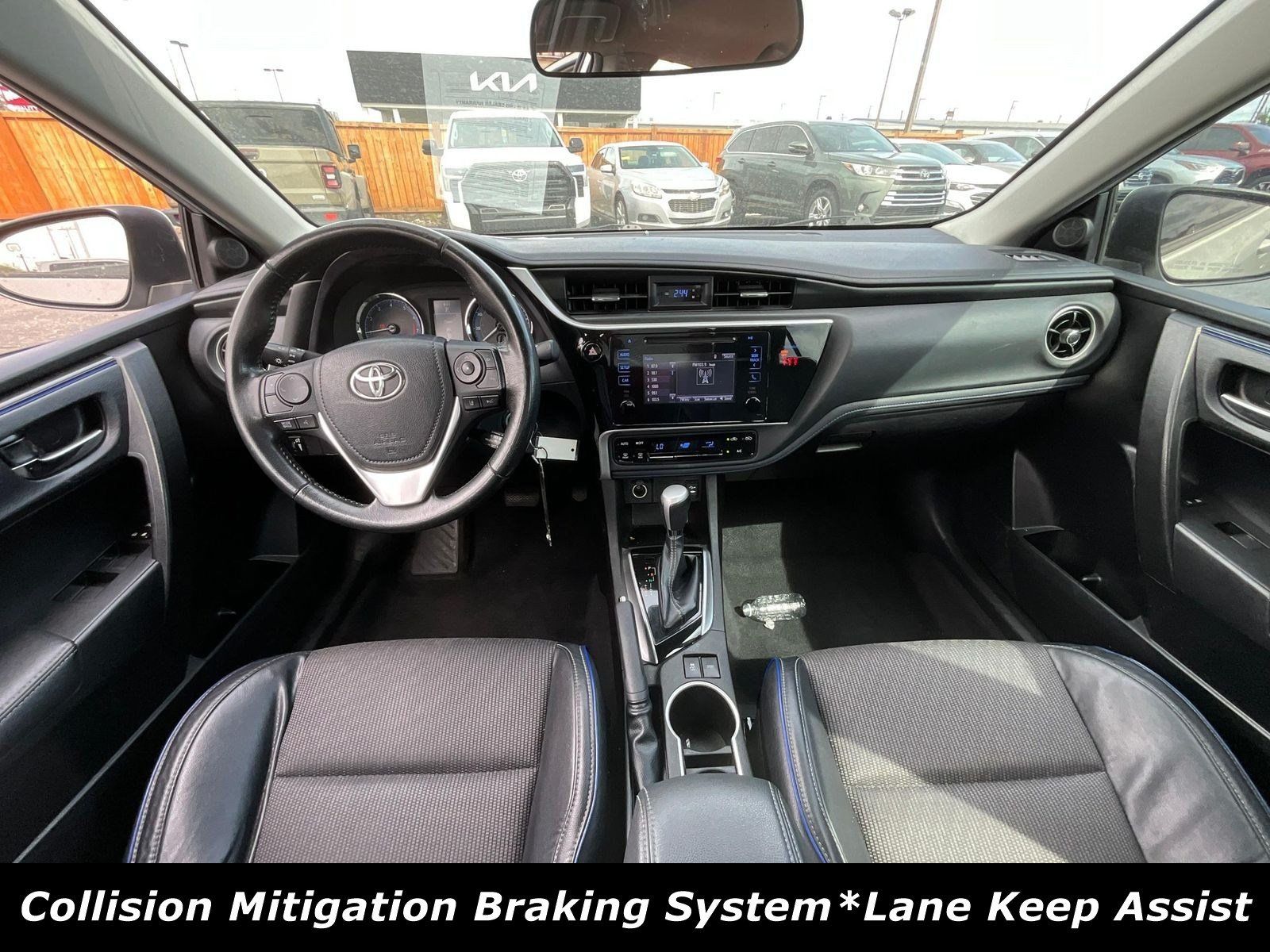 Used 2019 Toyota Corolla SE FWD image 7