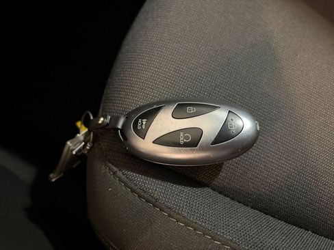 Used 2025 Hyundai Kona SEL image 41