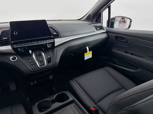 New 2026 Honda Odyssey Sport-L image 23