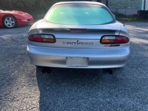 Used 1997 Chevrolet Camaro Z28 w/ Preferred Equipment Group 2 image 7
