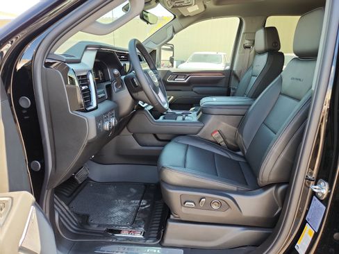 New 2026 GMC Sierra 2500 Denali w/ Max Trailering Package image 11