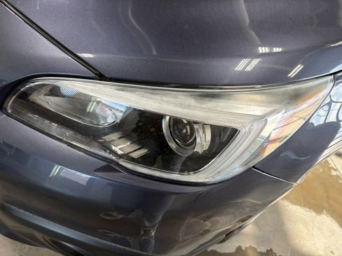 Used 2017 Subaru Outback 3.6R Limited image 10