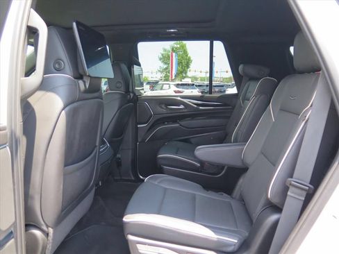 Certified 2024 Cadillac Escalade Sport w/ LPO, ONYX Package AWD/4WD image 24