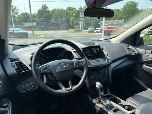 Used 2019 Ford Escape SEL AWD/4WD image 10