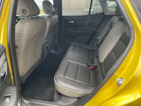 Used 2024 Chevrolet Trax ACTIV w/ Driver Confidence Package image 20