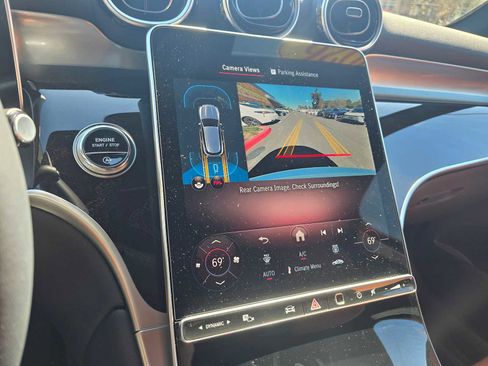 Used 2026 Mercedes-Benz GLC 300 image 29