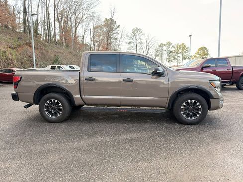 Used 2023 Nissan Titan PRO-4X w/ Pro-4x Convenience Package image 2