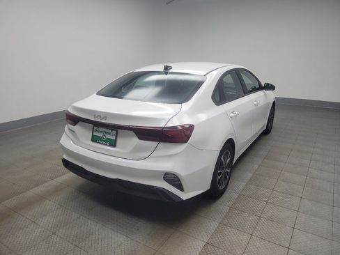 Used 2024 Kia Forte LXS w/ LXS Technology Package FWD image 9