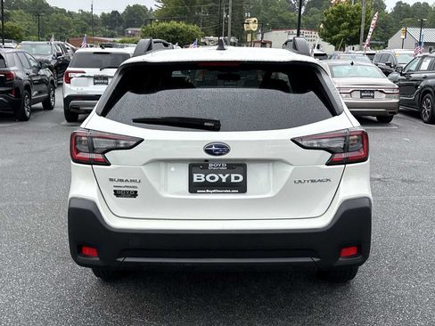 Used 2025 Subaru Outback Premium AWD/4WD image 7