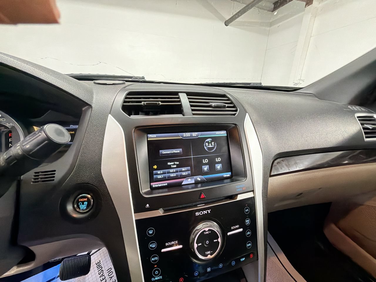 Used 2015 Ford Explorer Limited FWD image 13