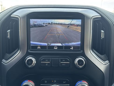 Certified 2021 GMC Sierra 1500 SLT image 17