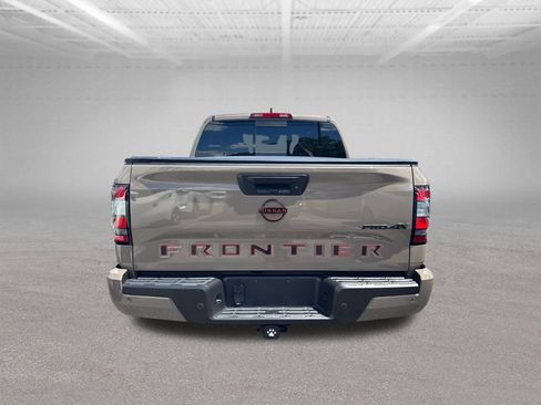 Used 2024 Nissan Frontier PRO-4X w/ Pro Convenience Package AWD/4WD image 9