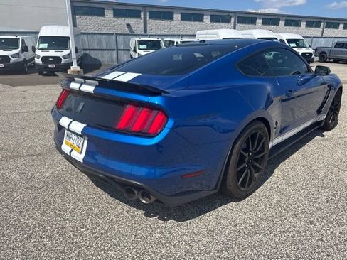 Used 2017 Ford Mustang Shelby GT350 RWD image 9