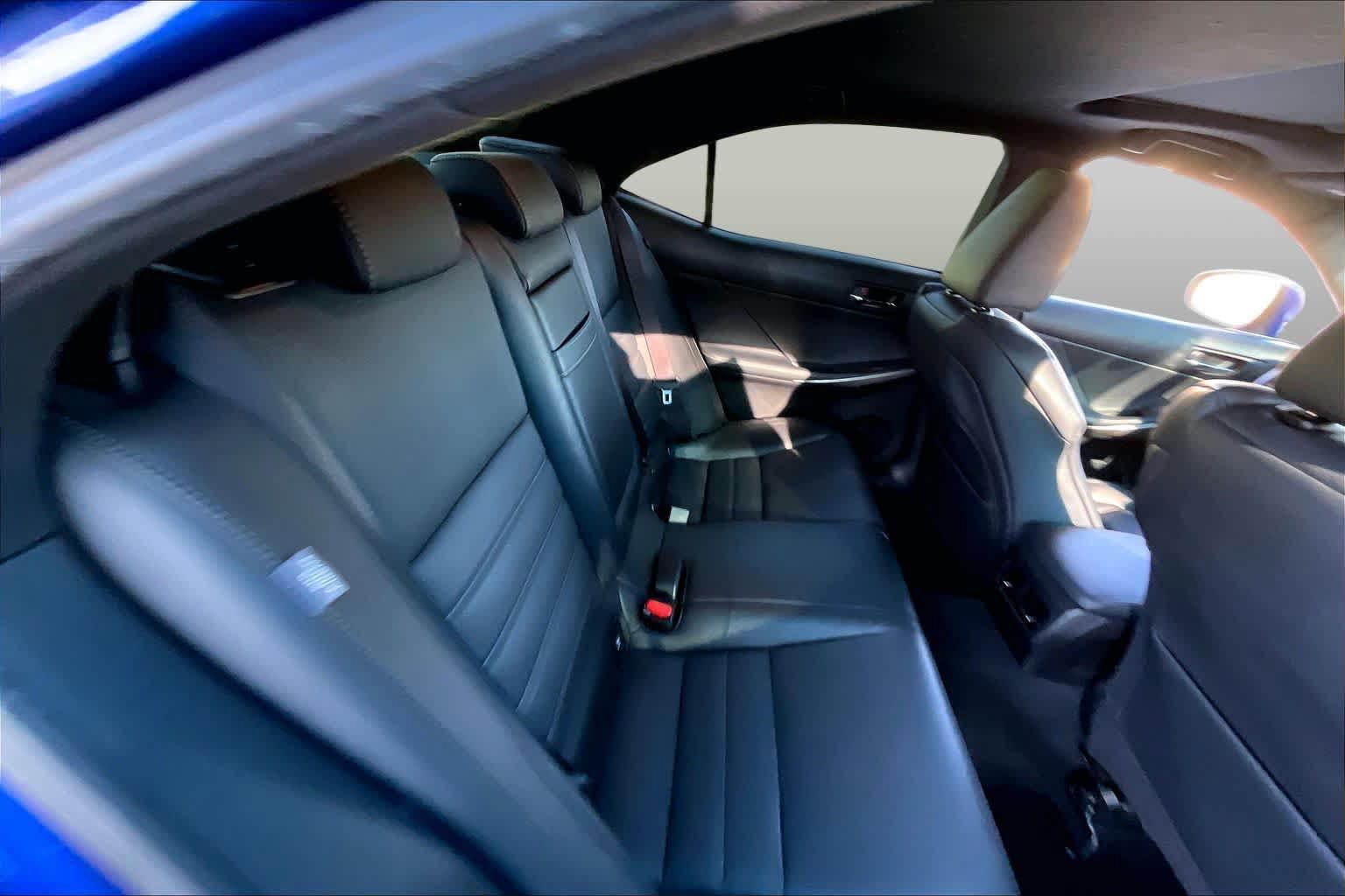 Used 2016 Lexus IS 200t RWD image 19